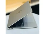 بخش کناری سمت راست لپ تاپ 14 اینچی اچ پی مدل Omnibook X14