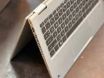 تصویر HP ProBook 435 G8 که از 2 طرف خم شده
